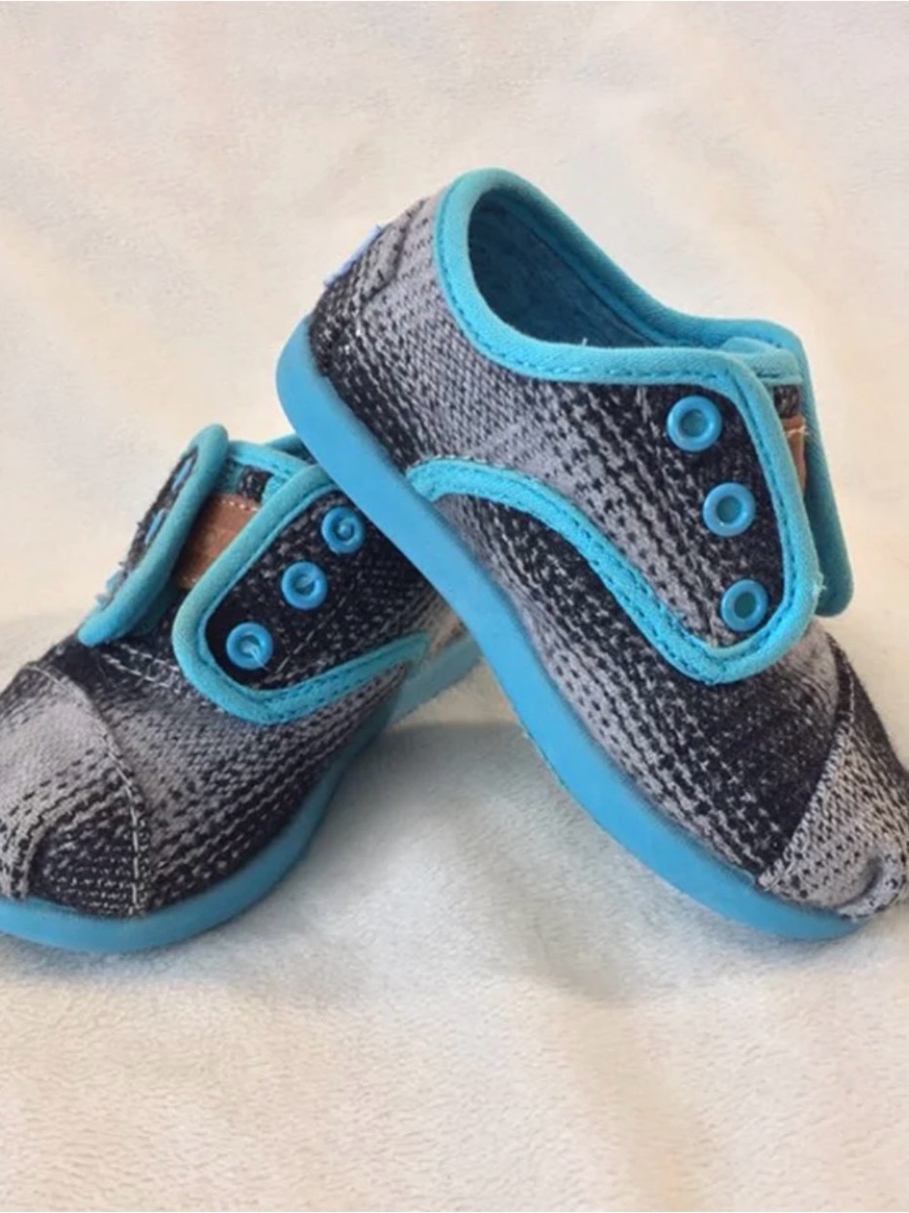 Toms Tiny Cordones Baby size 5